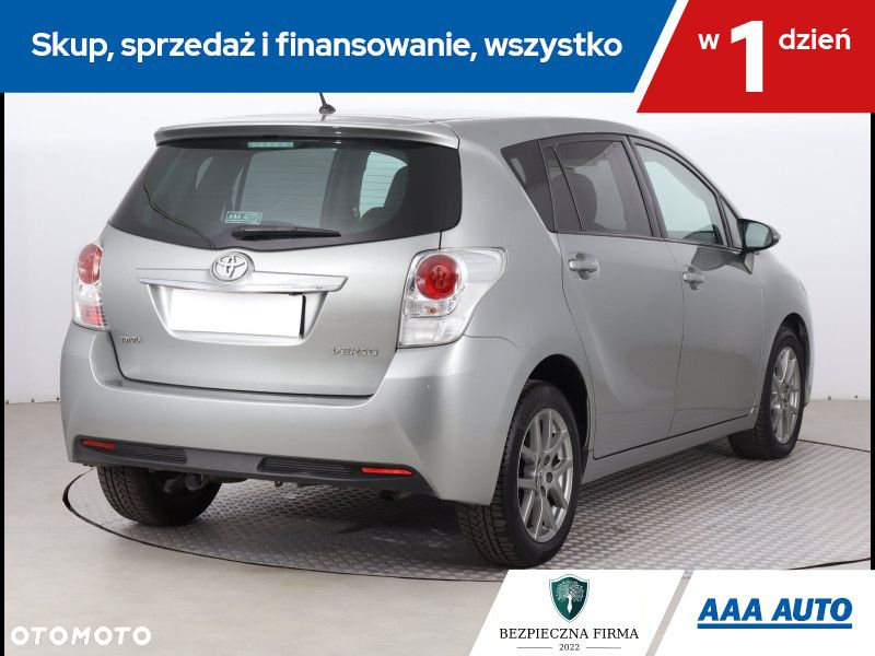 Toyota Verso - 6