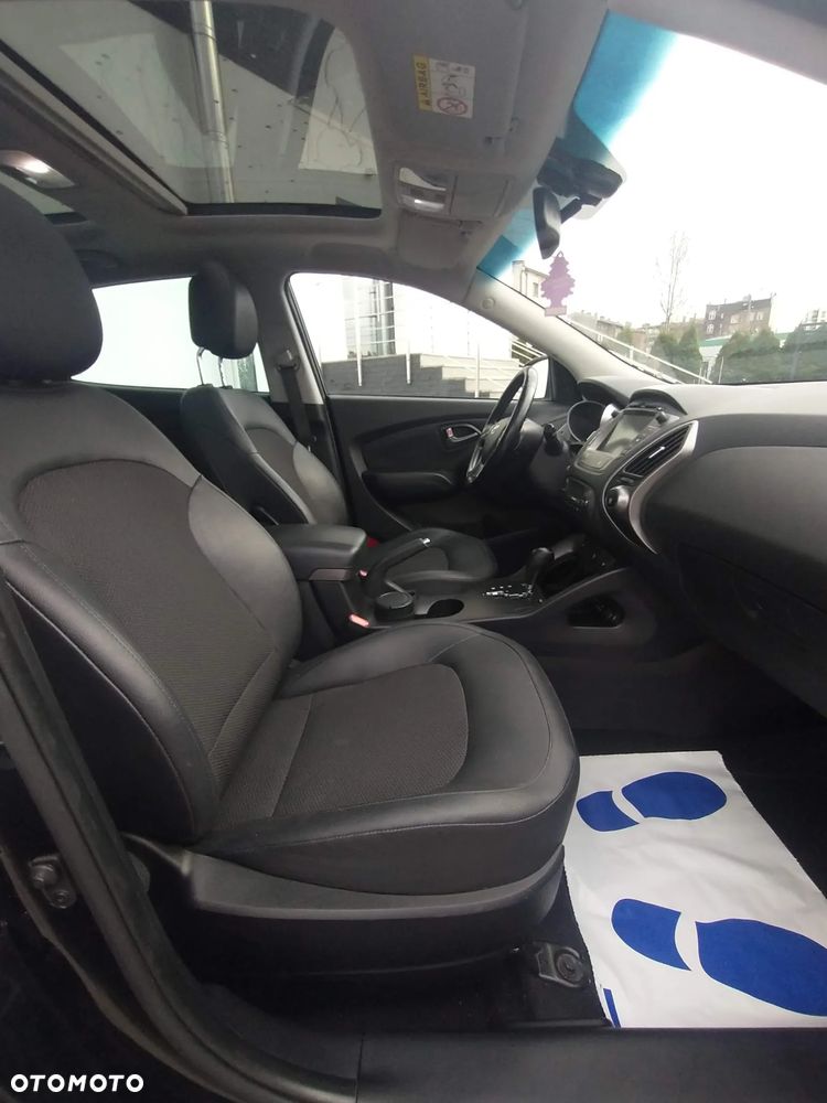 Hyundai ix35 2.0 GDI Premium 2WD - 17