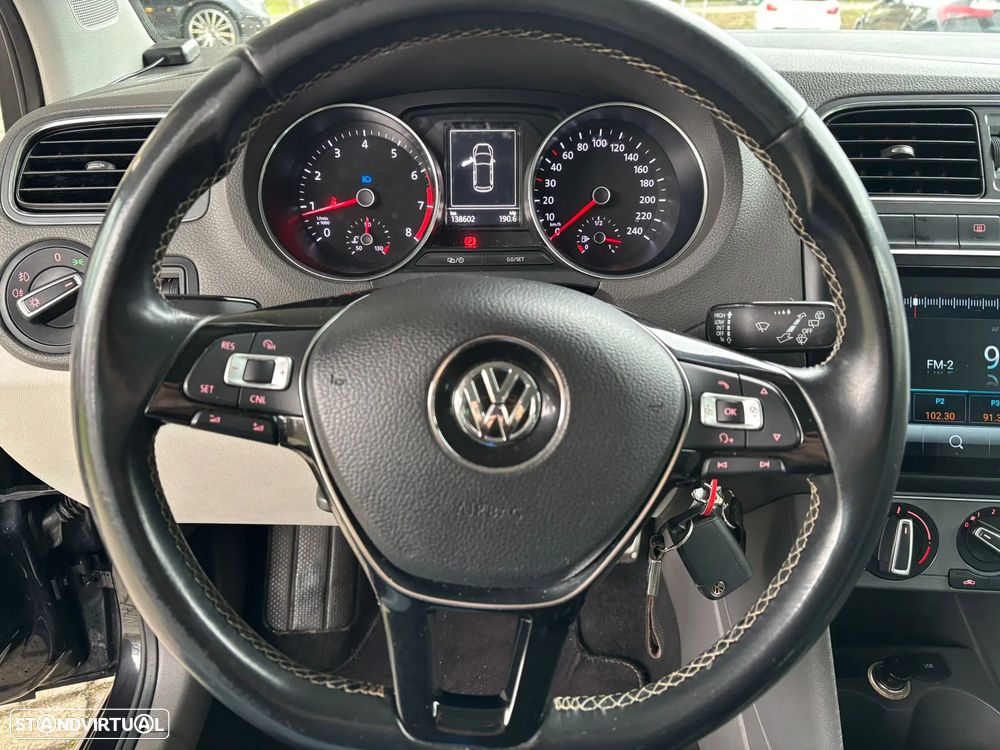 VW Polo 1.0 (Blue Motion ) Comfortline - 10