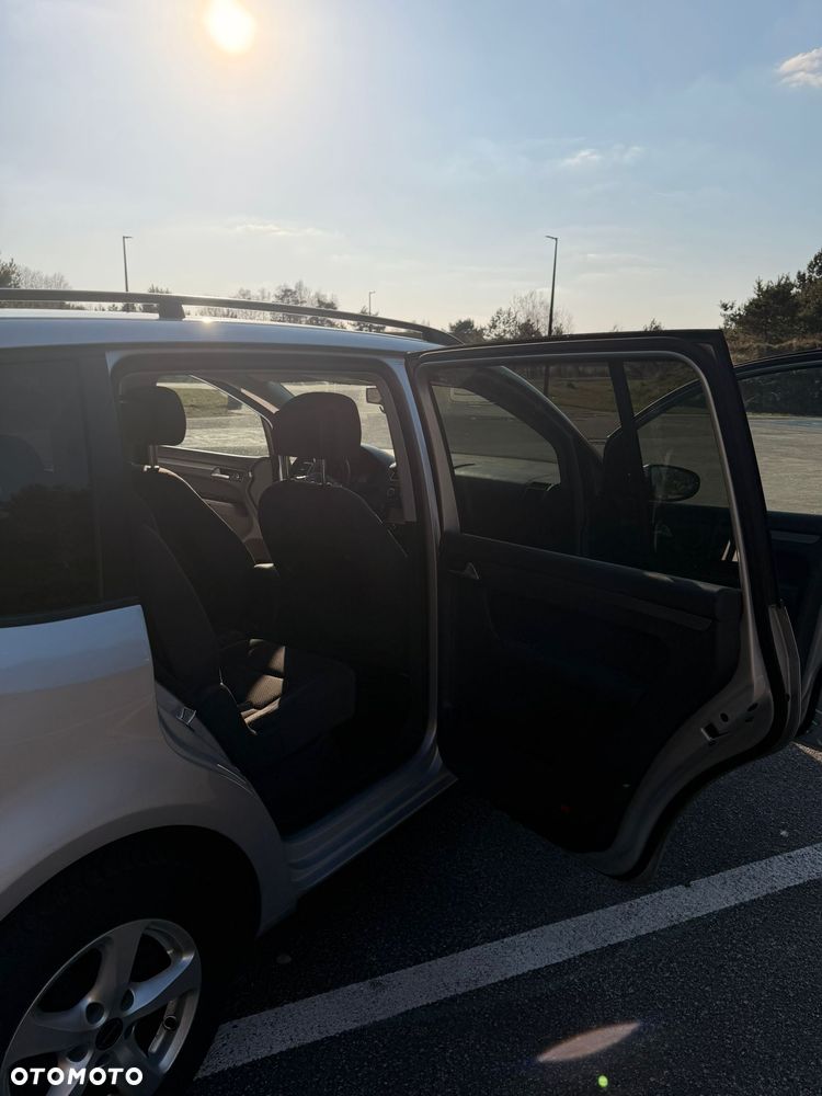 Volkswagen Touran 1.6 TDI DPF Comfortline DSG - 38