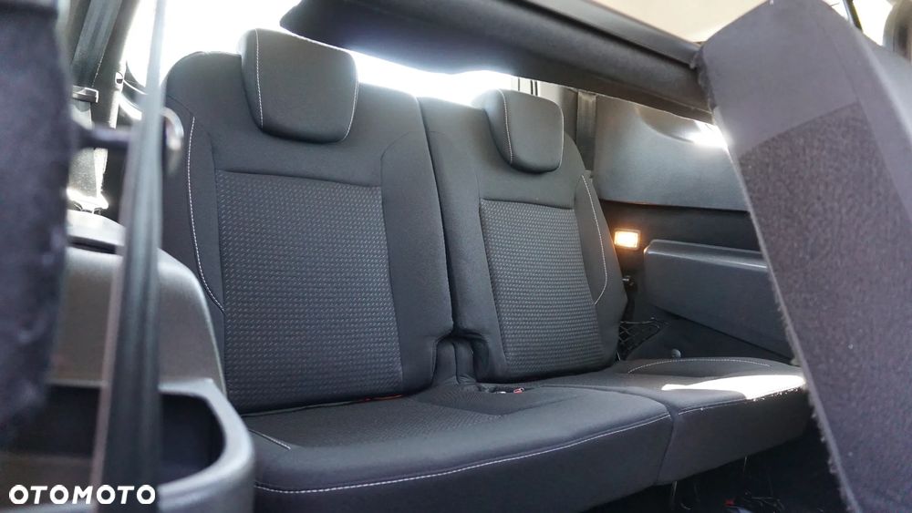 Dacia Lodgy 1.5 Blue dCi Laureate S&S - 13