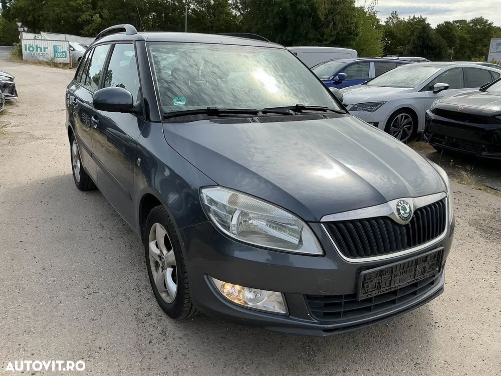 Skoda Fabia 1.2 HTP Ambiente - 2