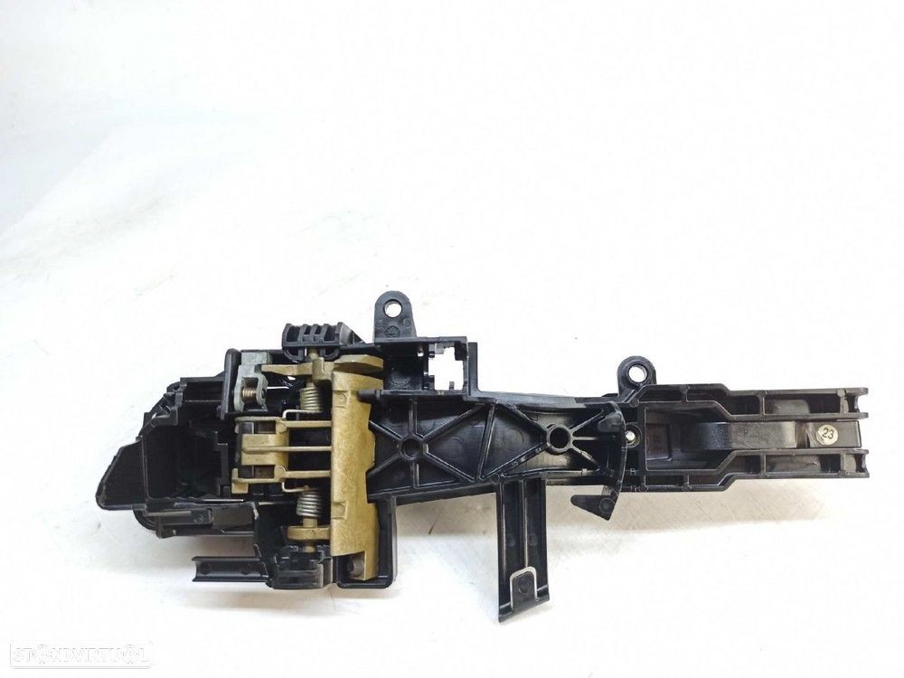 PUXADOR EXTERIOR FRENTE DIREITO BMW SERIE 1 BERLINA (E81/E87) 118D - 5