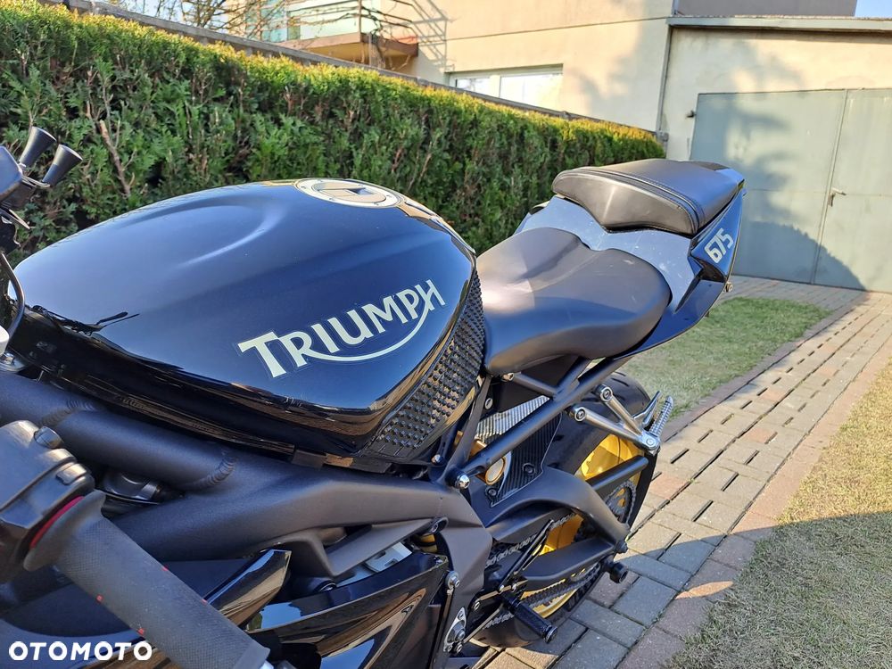 Triumph Daytona - 7