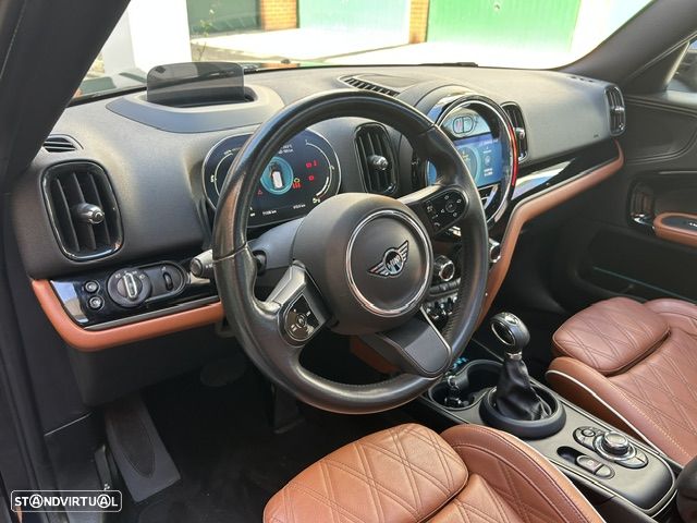 MINI Countryman Cooper SE ALL4 Auto - 17