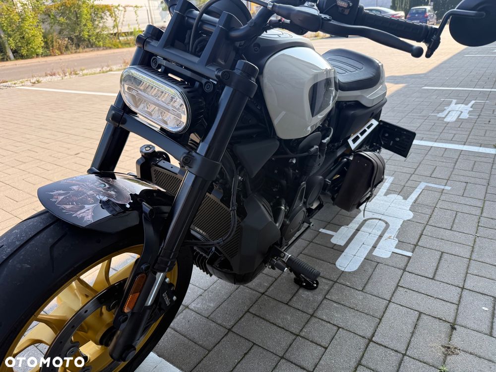 Harley-Davidson Sportster - 9