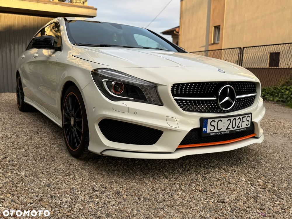 Mercedes-Benz CLA 200 7G-DCT Orange Art Edition - 15