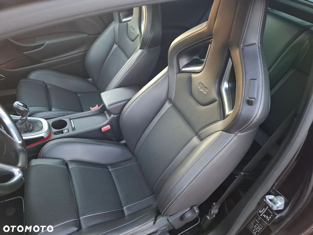 Opel Astra OPC Start/Stop - 21