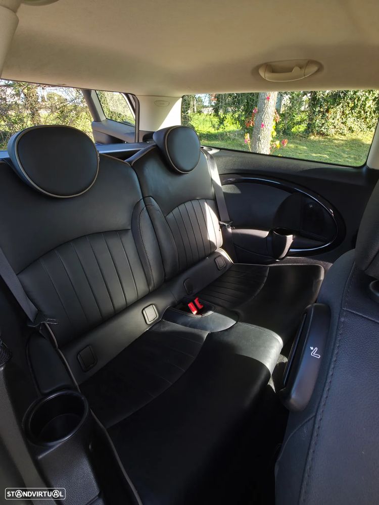 MINI Clubman Cooper SD - 8