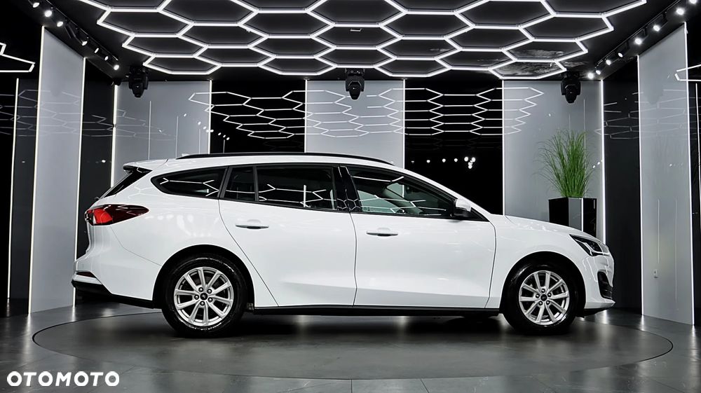 Ford Focus 1.5 EcoBlue SCR Connected - 11