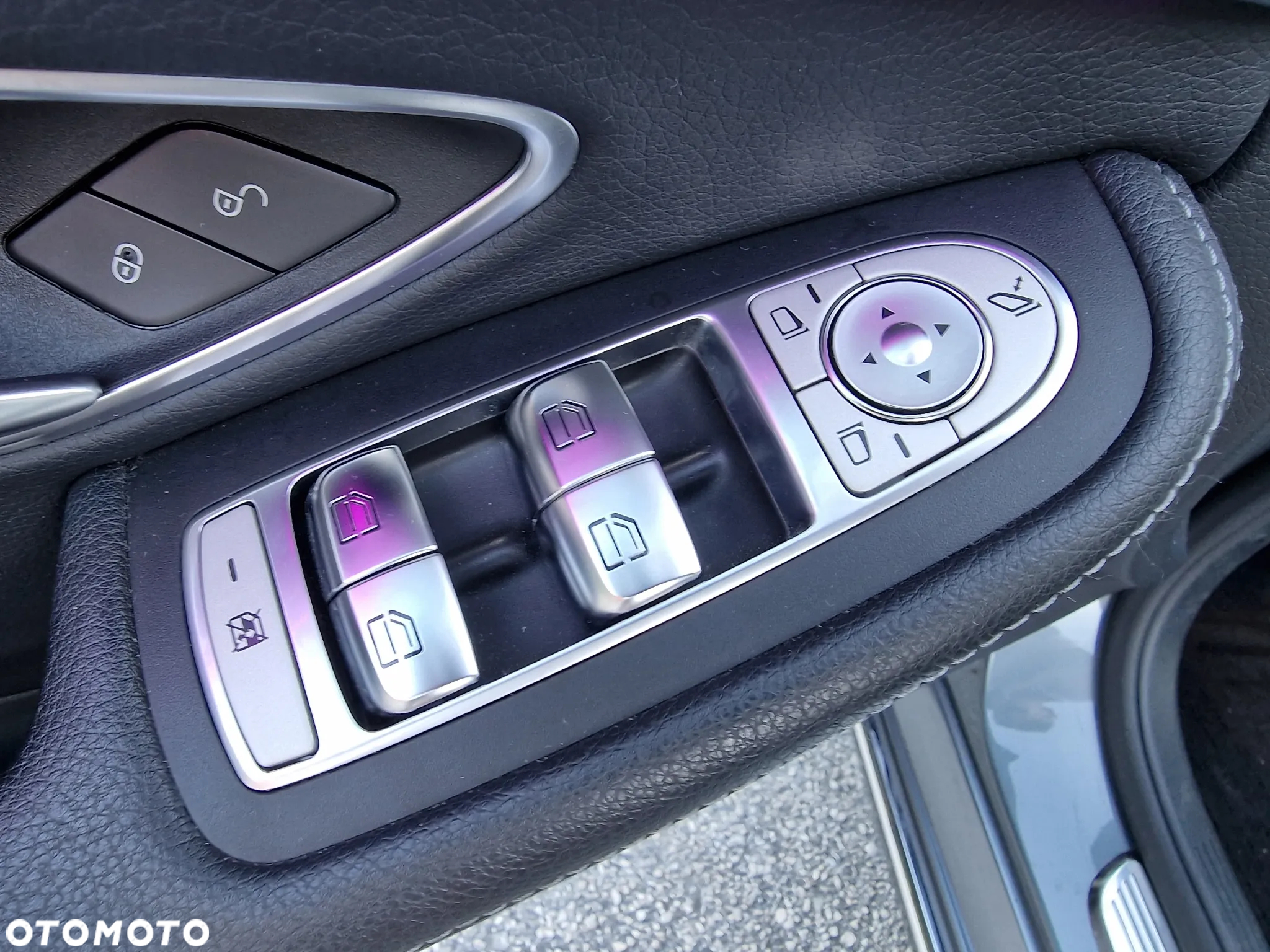 Mercedes-Benz Klasa C 180 T 9G-TRONIC Avantgarde - 29
