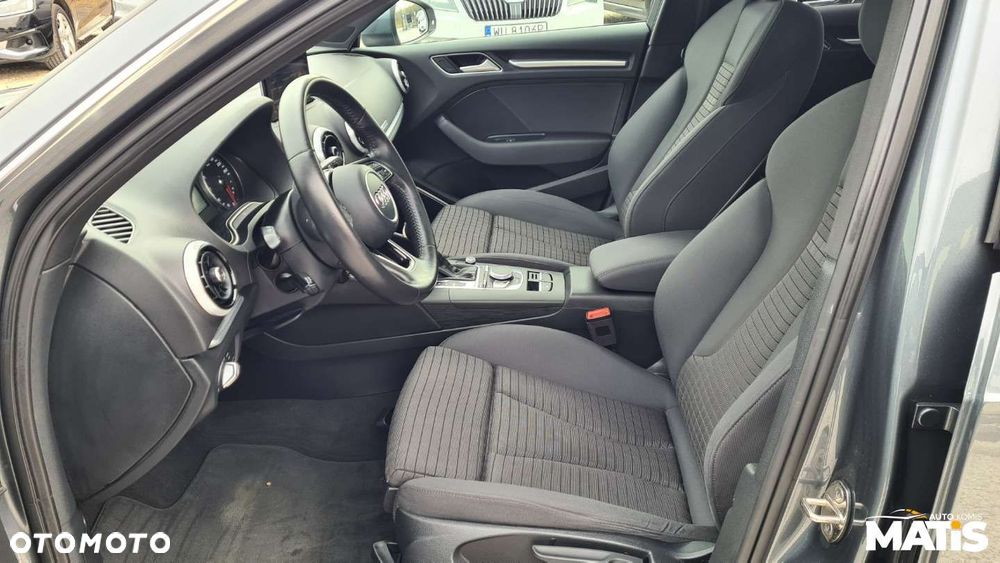 Audi A3 Sportback - 5