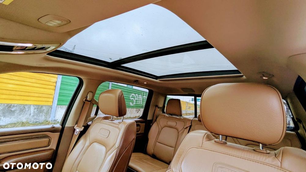 RAM 1500 Crew Cab Laramie - 13