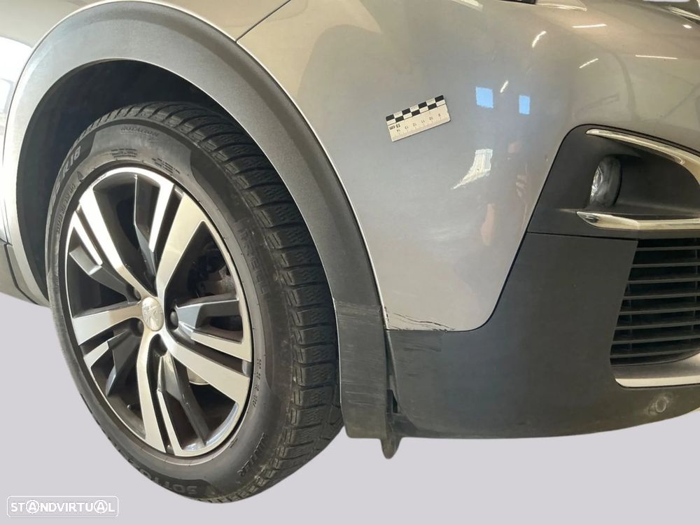 Peugeot 3008 1.2 PureTech Allure - 33