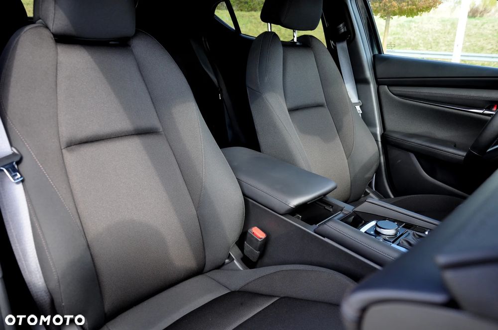Mazda 3 e-SKYACTIV-X 186 M HYBRID HOMURA PLUS - 32