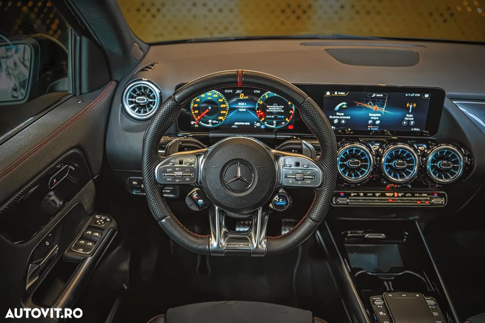Mercedes-Benz GLA AMG 35 4MATIC Aut. - 12