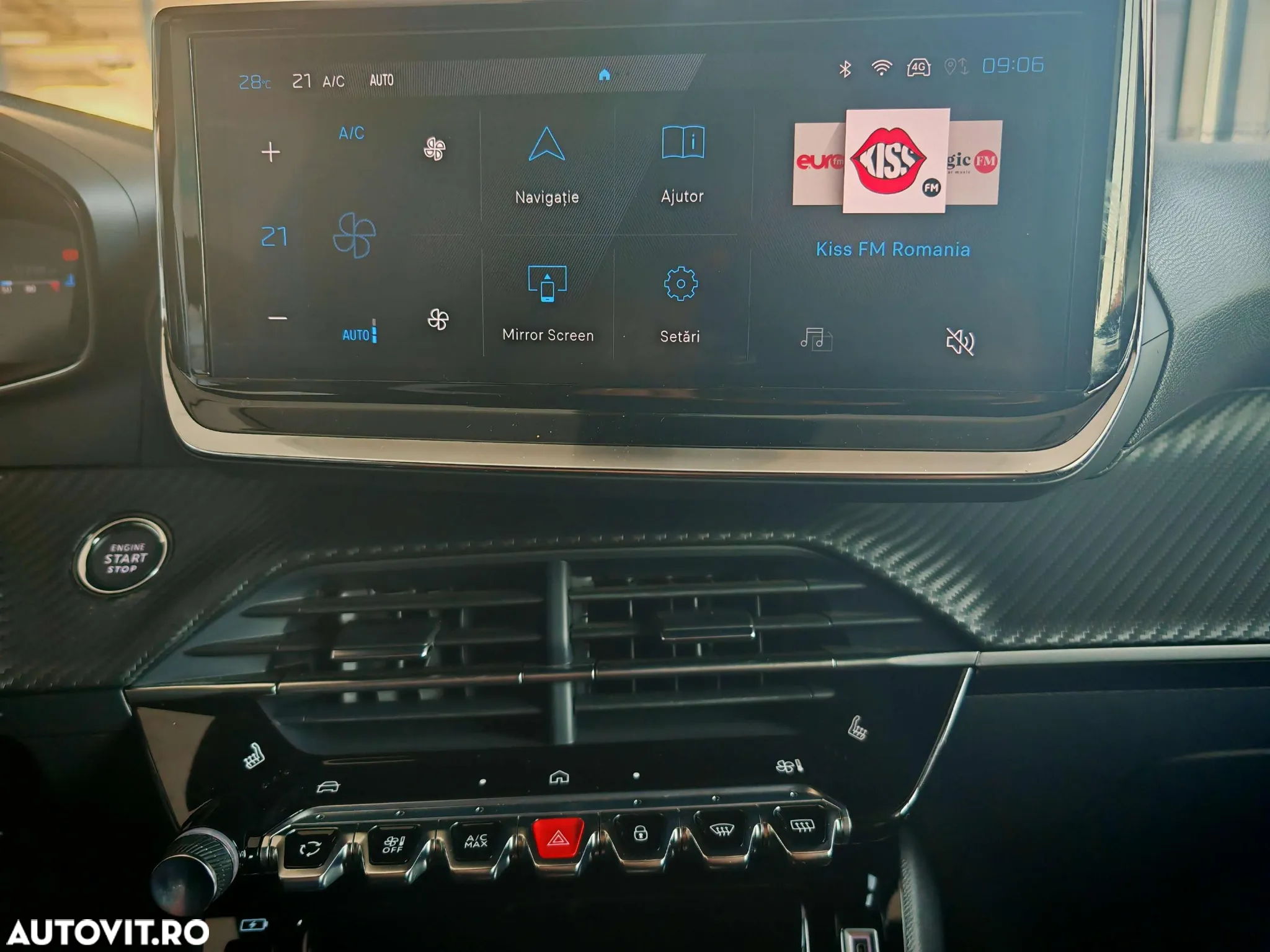 Peugeot 2008 1.2L PureTech 130 S&S EAT8 Allure - 27