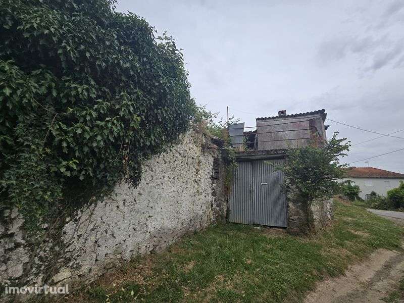 Casa para reconstrução ideal para turismo rural - Grande imagem: 3/12