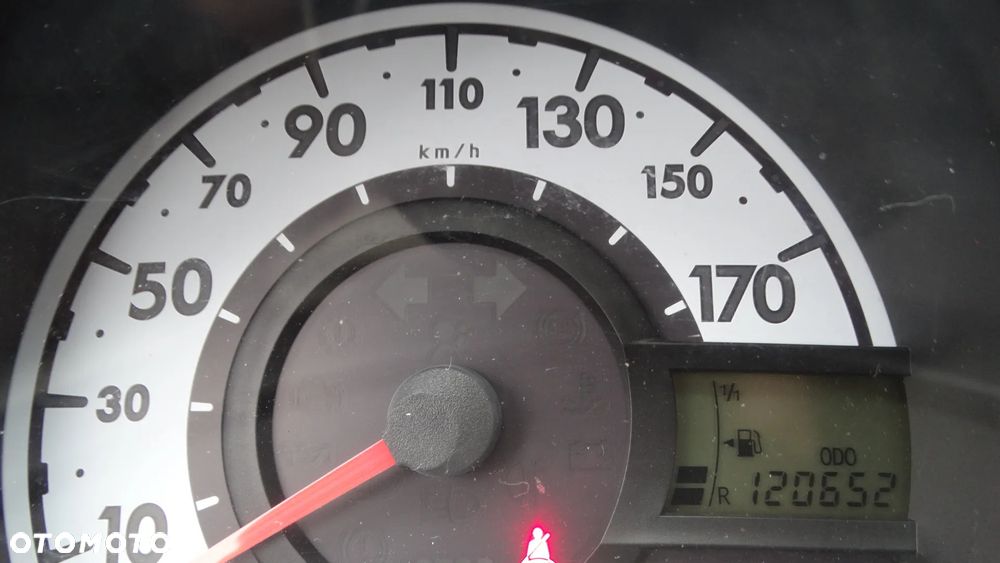 Toyota Aygo - 16