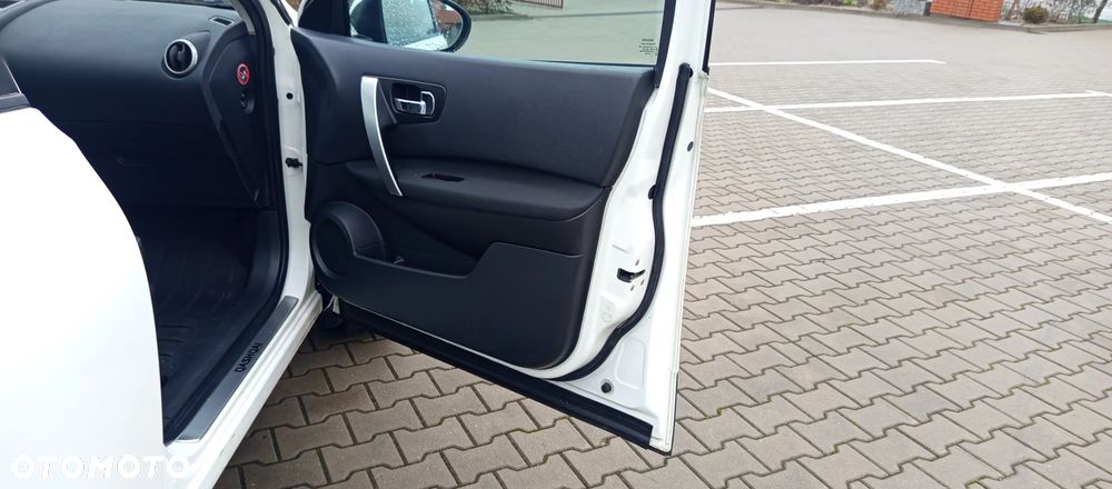 Nissan Qashqai 1.6 Tekna - 27