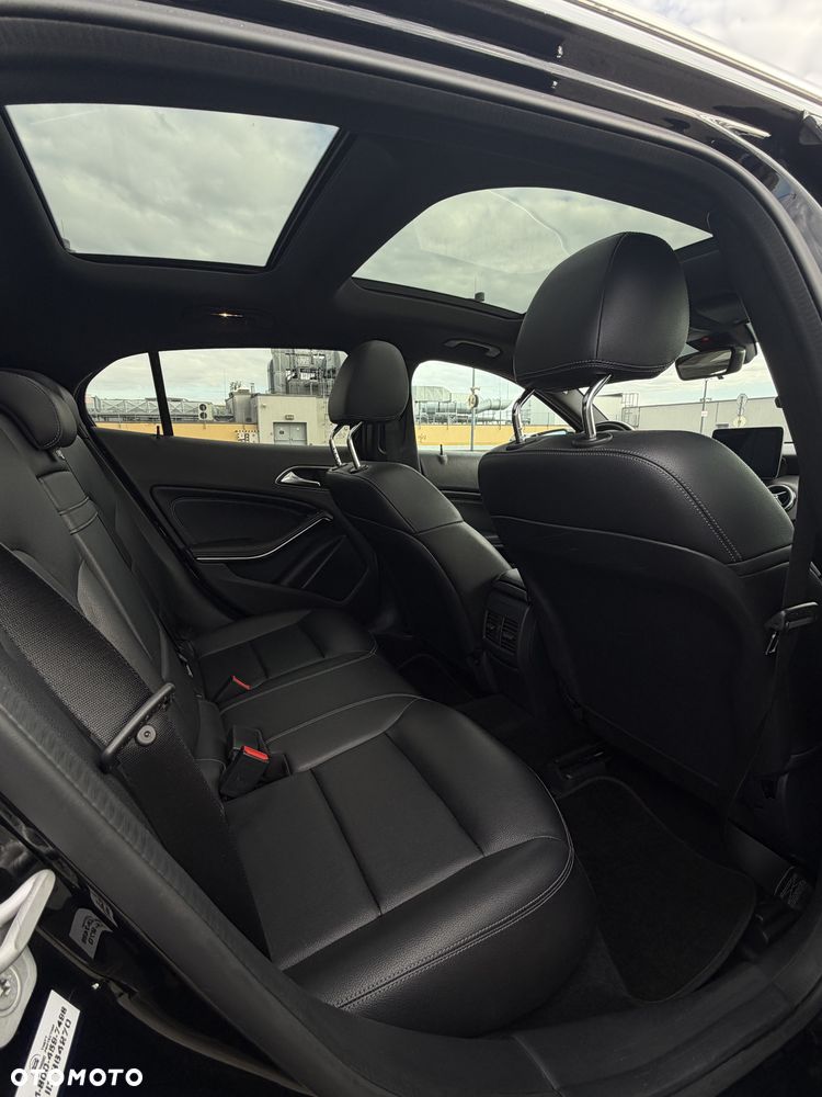 Mercedes-Benz GLA 250 4-Matic - 6