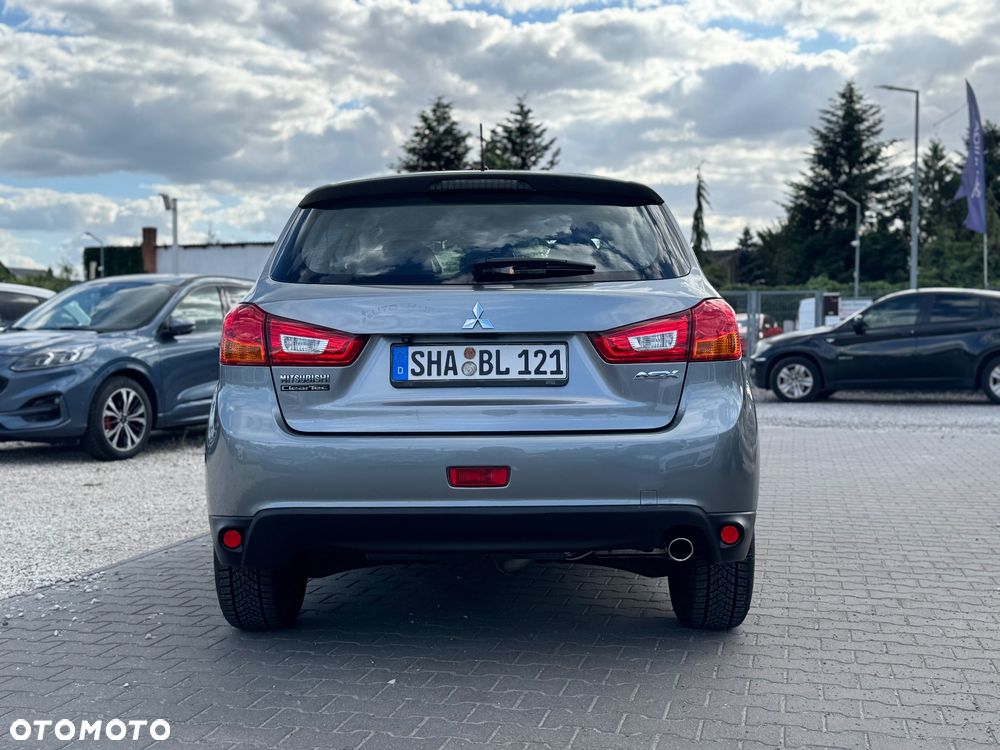 Mitsubishi ASX 1.6 2WD Plus - 12