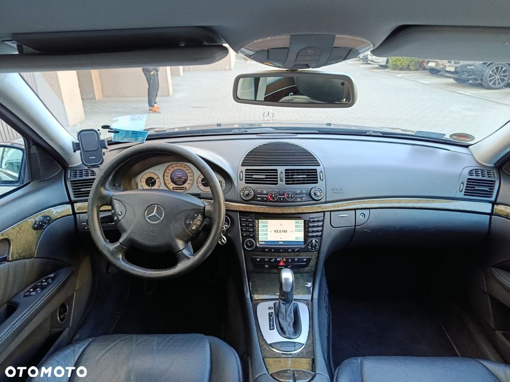 Mercedes-Benz Klasa E 320 T Avantgarde - 10