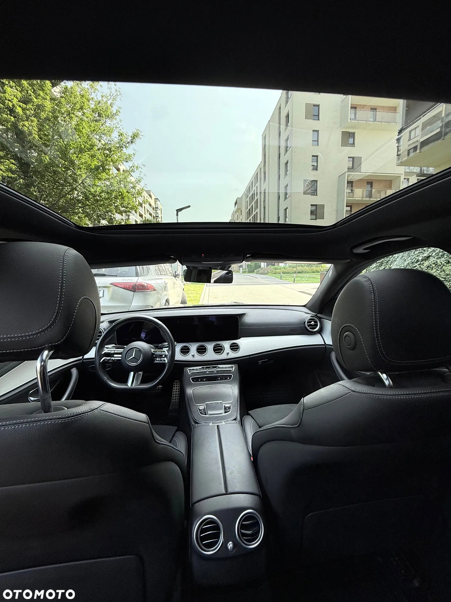 Mercedes-Benz Klasa E 220 d 4-Matic - 10