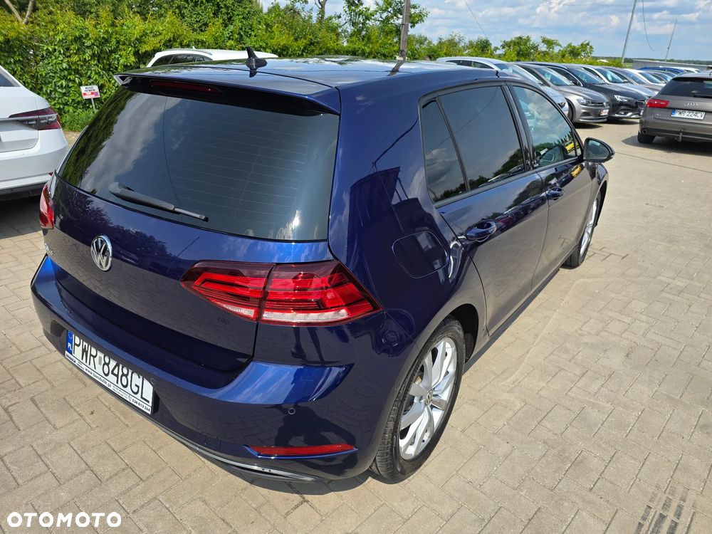Volkswagen Golf - 4