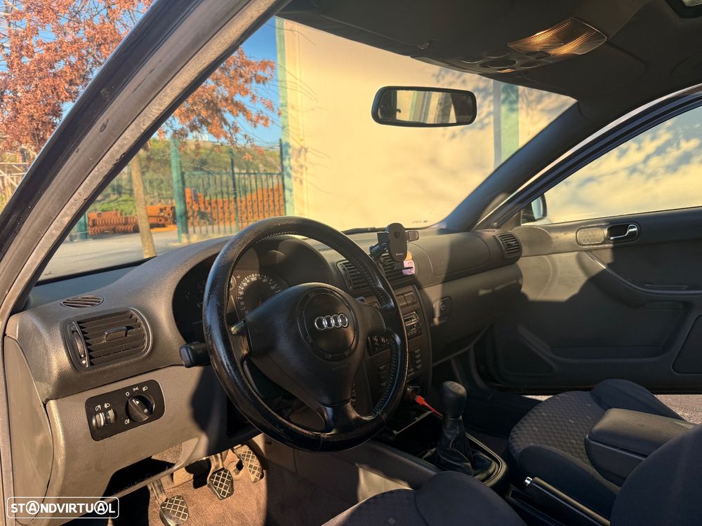 Audi A3 1.6 - 2