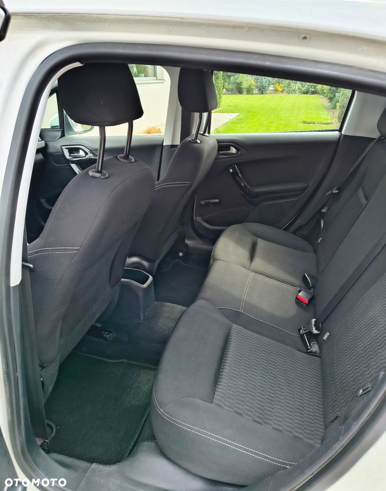 Peugeot 208 1.0 VTi Active - 10
