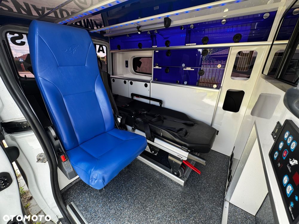 Renault Trafic - 17