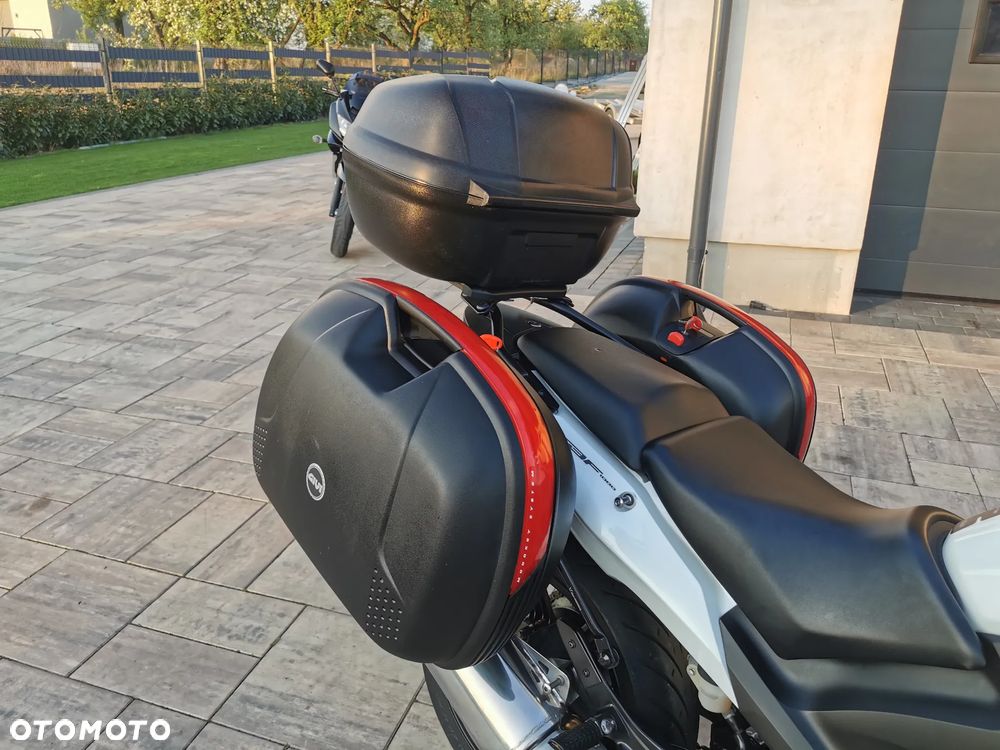 Honda CBF - 26