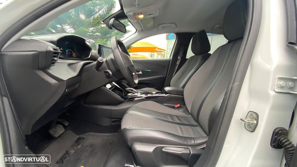 Peugeot e-208 50 kWh Allure Pack - 21