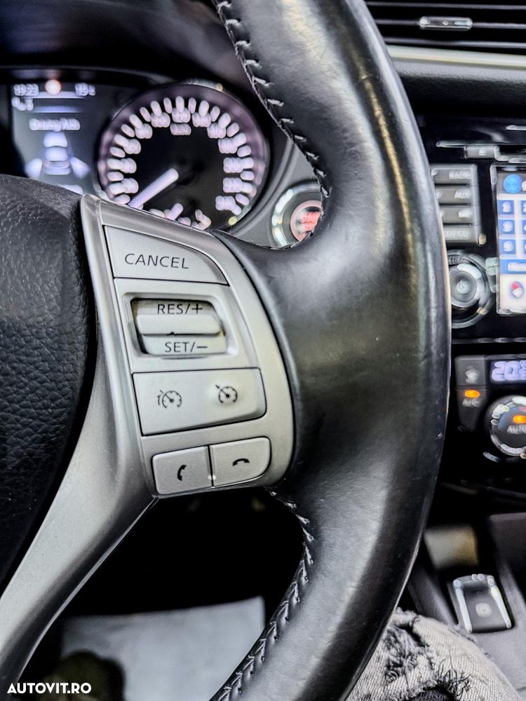 Nissan Qashqai 1.6 DCI TEKNA - 20