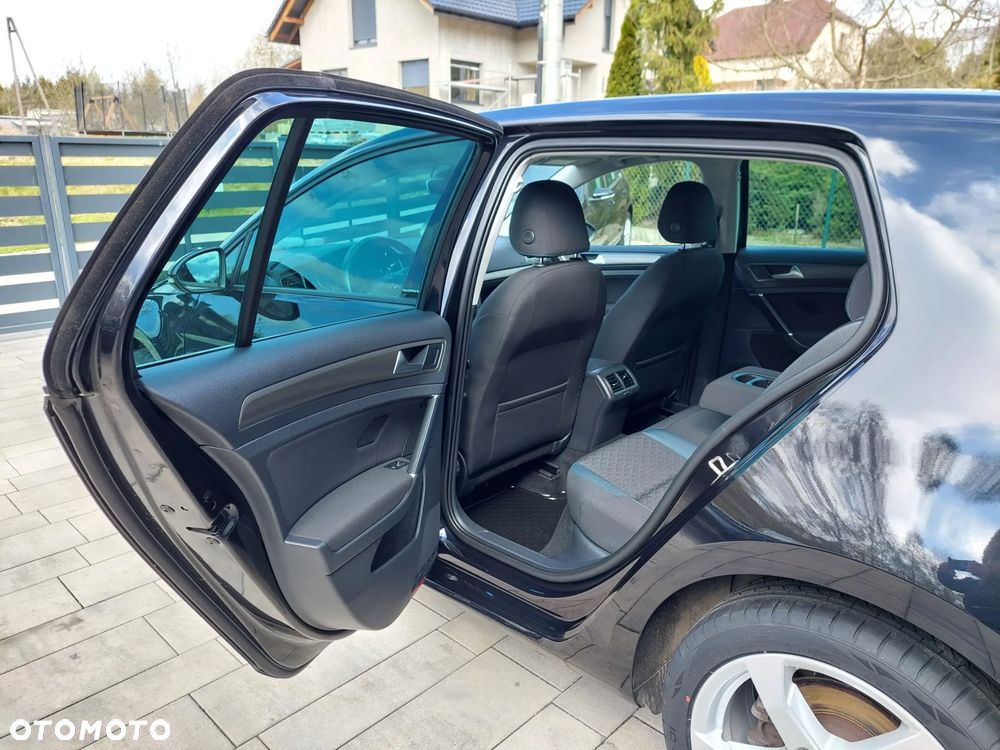 Volkswagen Golf 1.5 TSI BMT Evo IQ Drive - 20