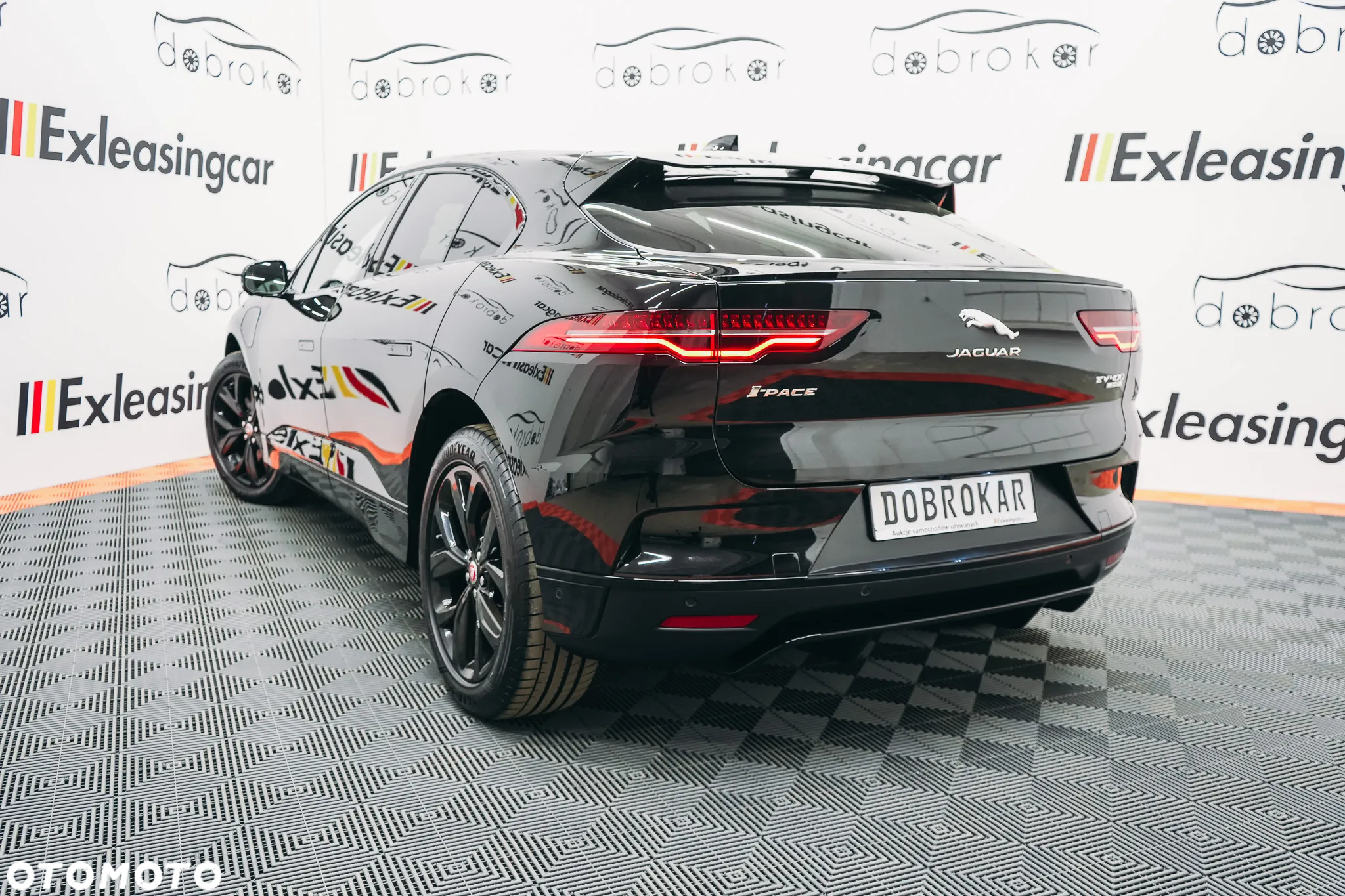 Jaguar I-Pace EV400 AWD HSE - 8