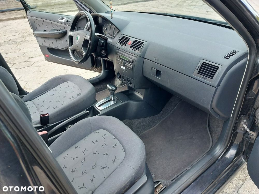 Skoda Fabia - 13