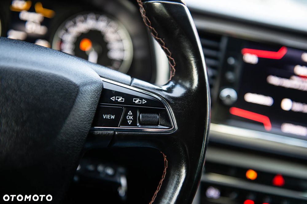 Seat Leon 2.0 TDI DPF Start&Stop XCELLENCE - 28