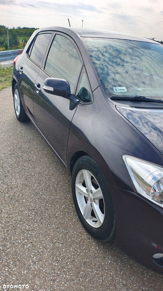 Toyota Auris 1.4 D-4D Luna - 11