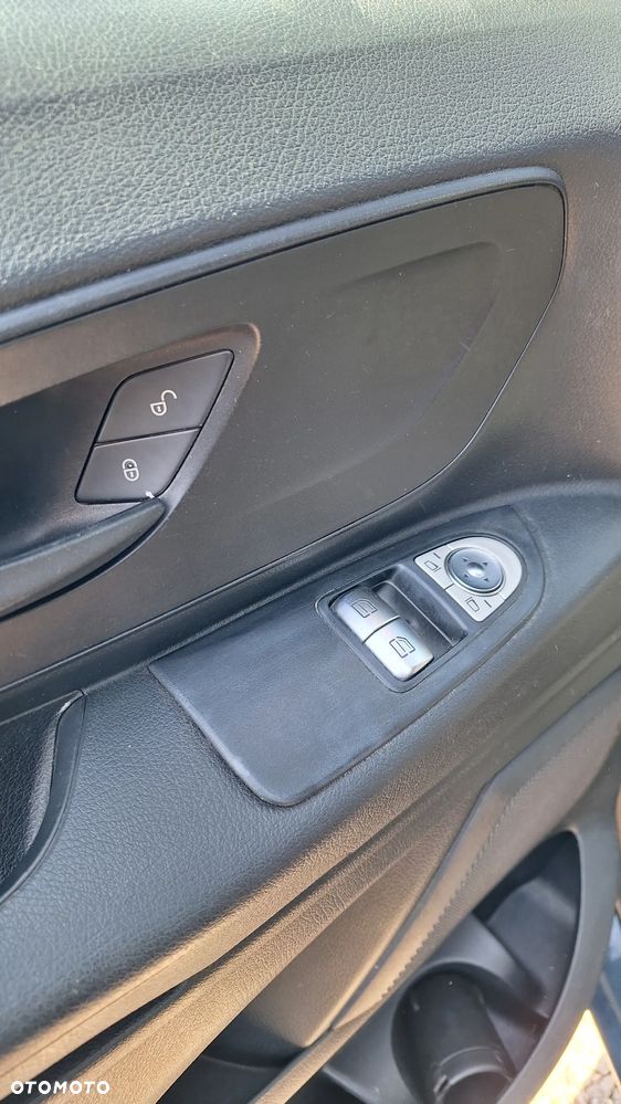 Mercedes-Benz Vito - 10