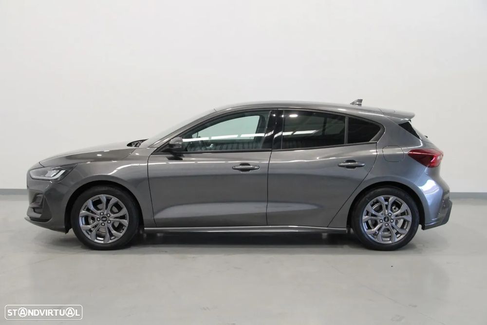 Ford Focus 1.0 EcoBoost MHEV ST-Line - 2