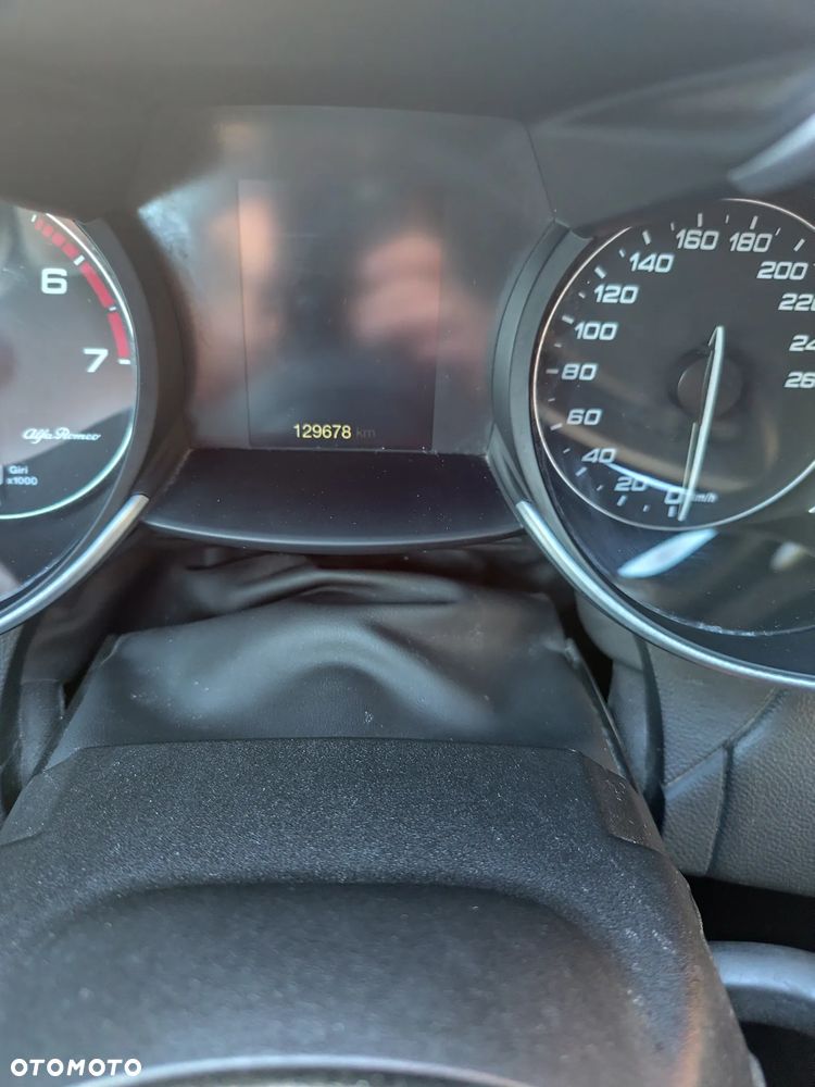 Alfa Romeo Giulia 2.0 Turbo Super - 21