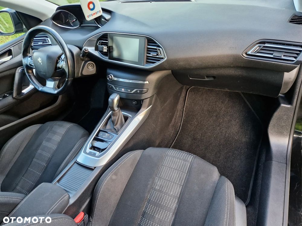 Peugeot 308 PureTech 130 EAT6 Stop & Start Active - 20