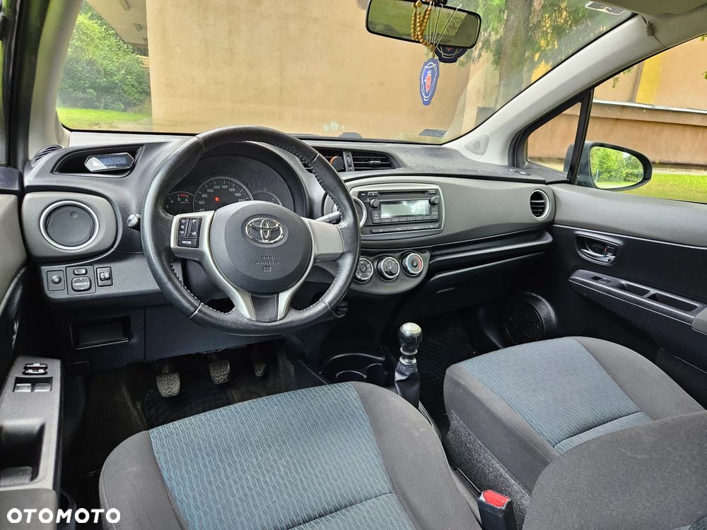 Toyota Yaris 1.4 D-4D Active - 6
