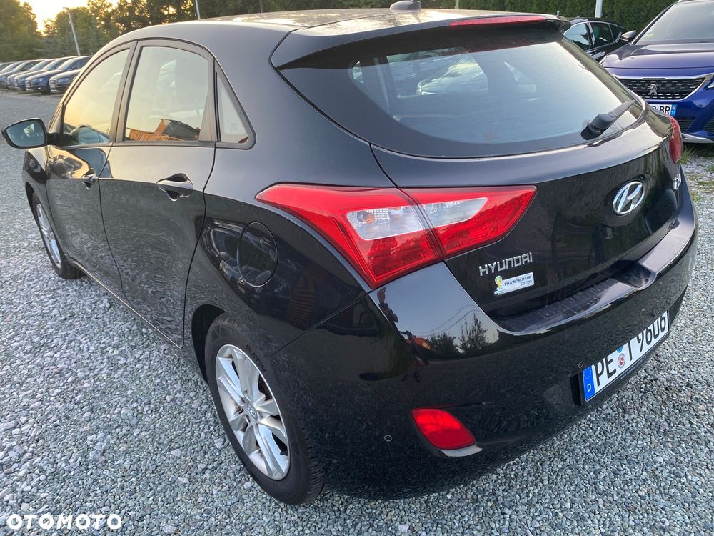 Hyundai i30 1.4 Premium - 13