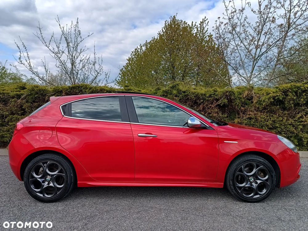Alfa Romeo Giulietta - 8