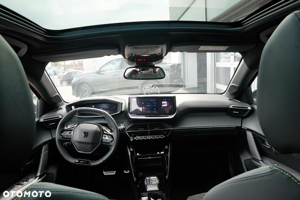 Peugeot 208 1.2 mHEV GT - 8