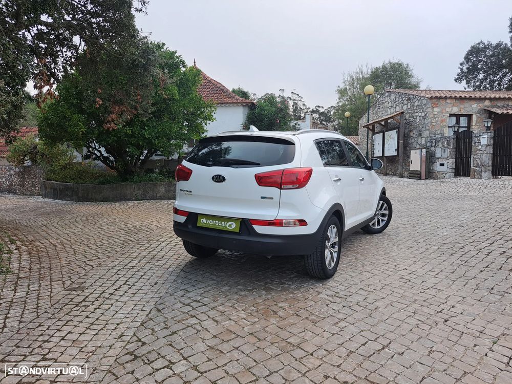 Kia Sportage 1.7 CRDI 2WD Vision - 4