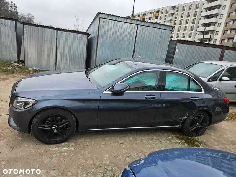 Mercedes-Benz Klasa C 200 4-Matic 9G-TRONIC - 10